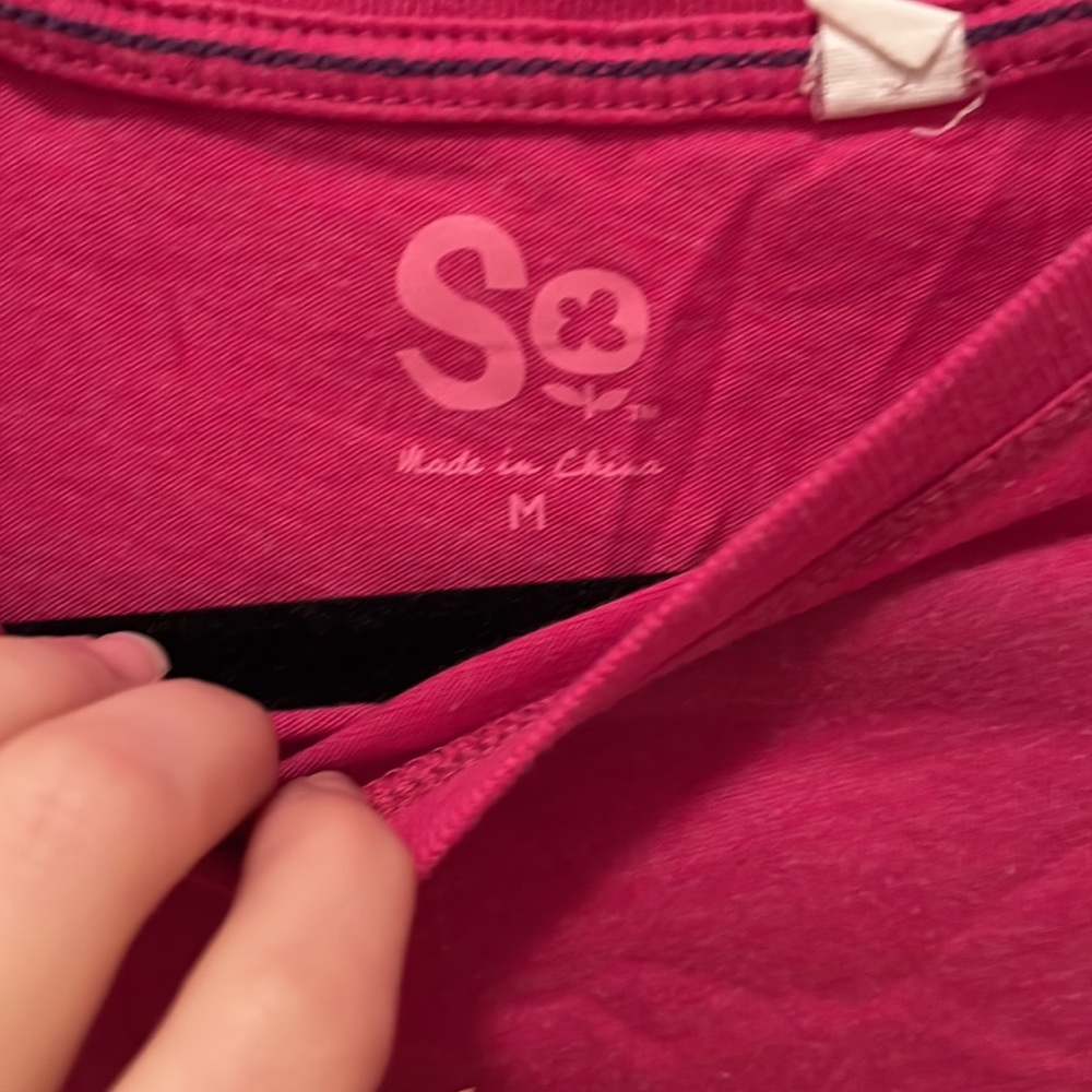 Junior’s SO Size M Pink Tee • Women’s Workout Tee